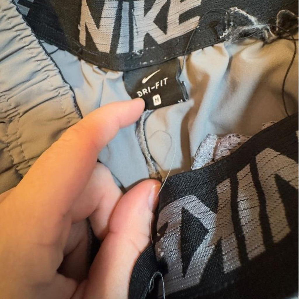 Nike gray & black shorts size M #athletic #workout