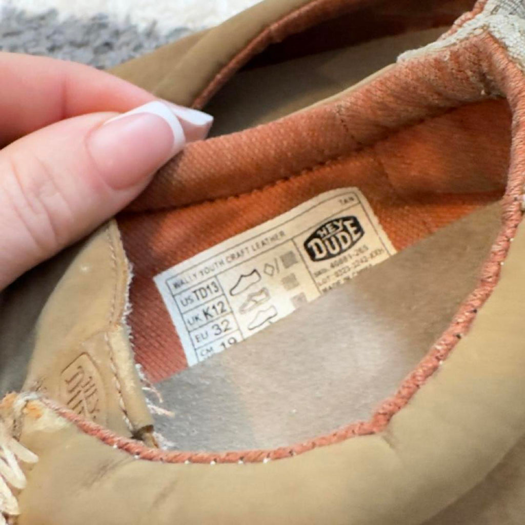 Max Dude tan & brown leather loafers in US 13 #leather #comfort