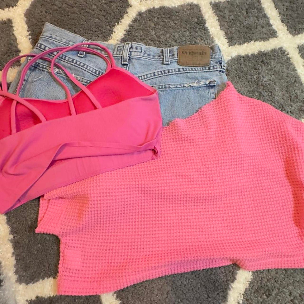 Pink waffle knit crop top bundle #bundle #waffle wrangler shorts