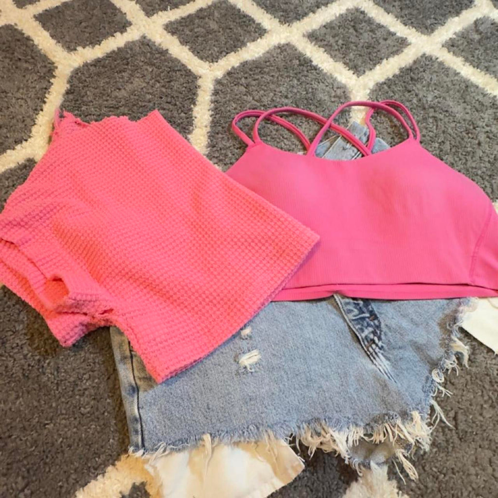 Pink waffle knit crop top bundle #bundle #waffle wrangler shorts