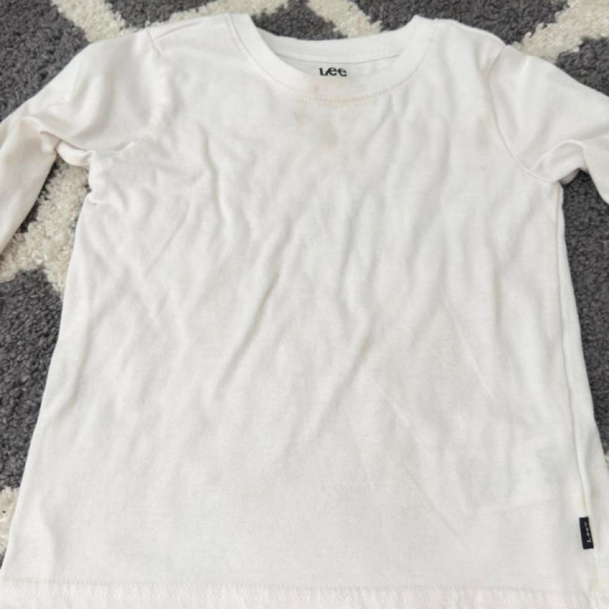 3 bundled Lee boy long sleeve cotton shirts in white, red, and gray . Size 6 #babyboy #stripes - Image 3