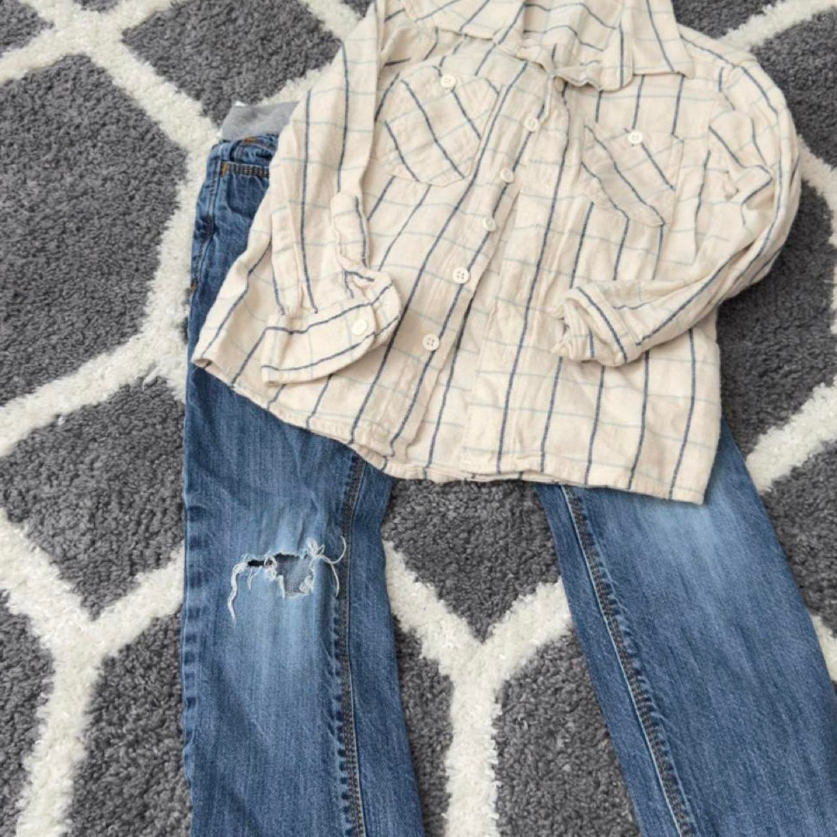 Boys 4/5 Blue & white striped cotton shirt and jeans bundle #bundle #stripes #playset #boysbundle