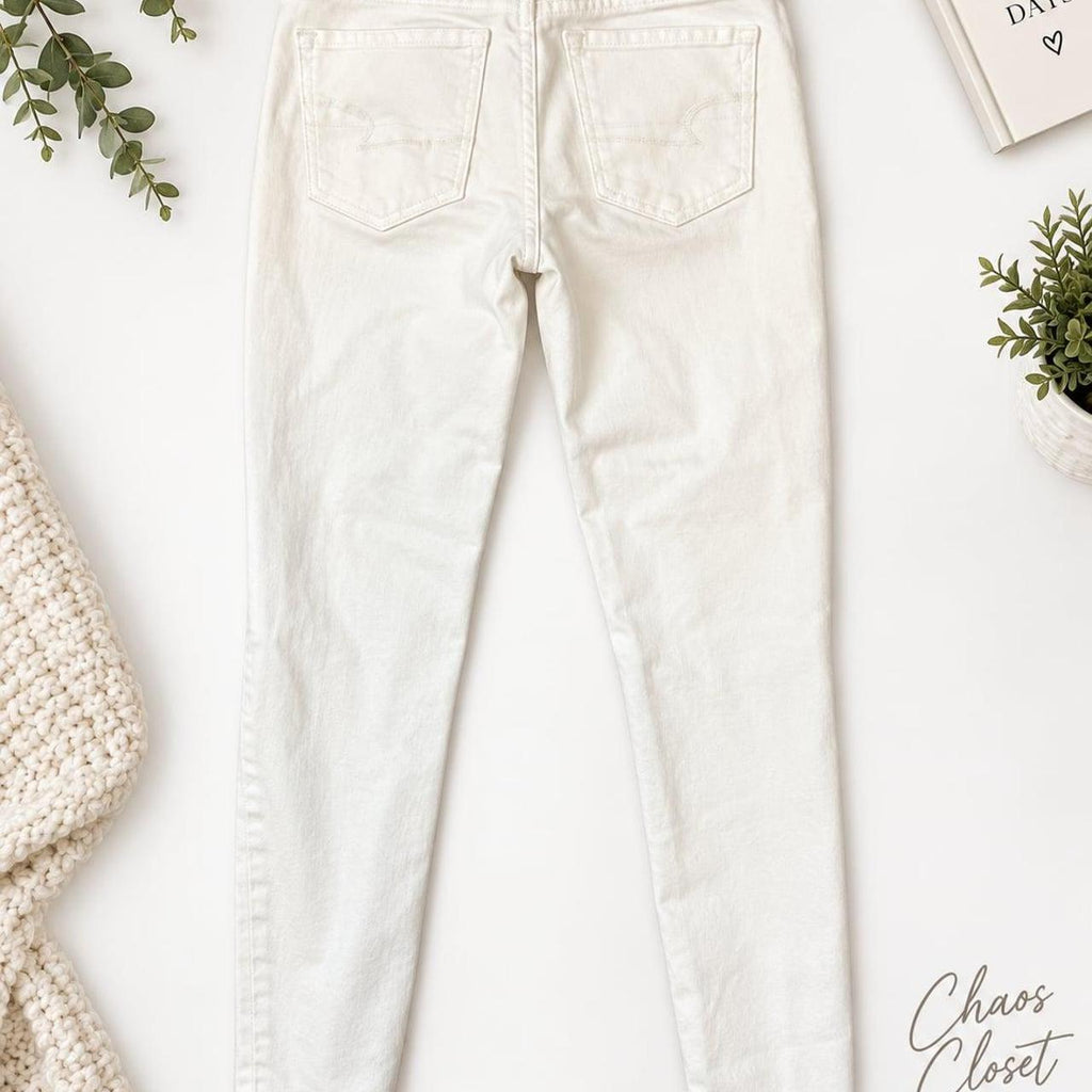 American Eagle White Distressed Knee Skinny Jeans - Image 2
