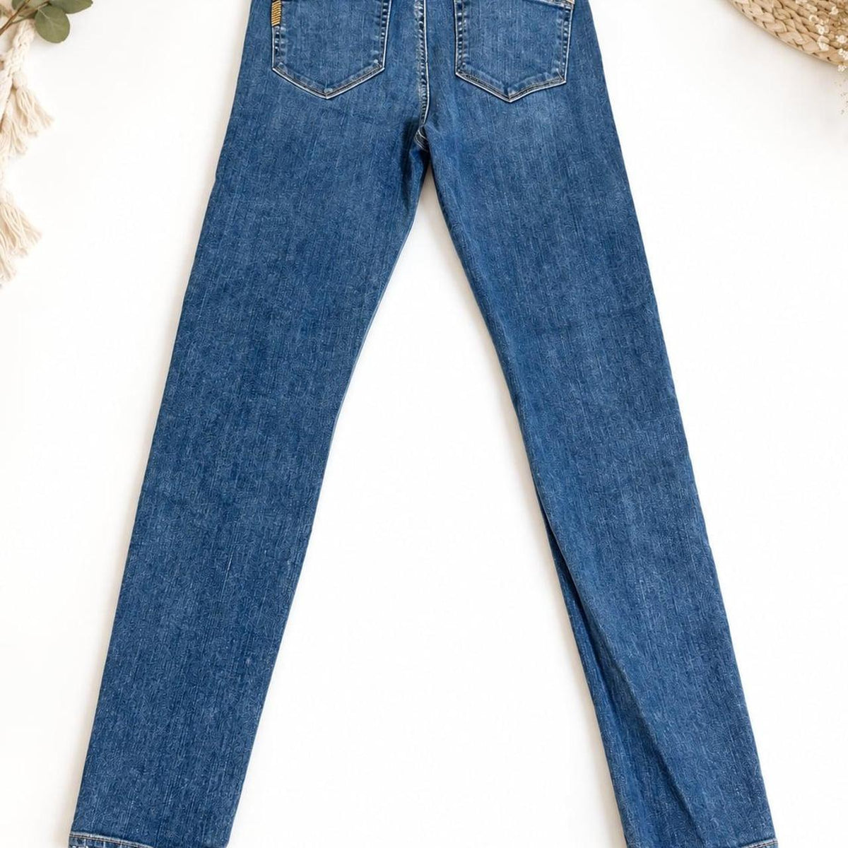 Paige Denim Skinny Jeans Medium Wash Size 26 - Image 2
