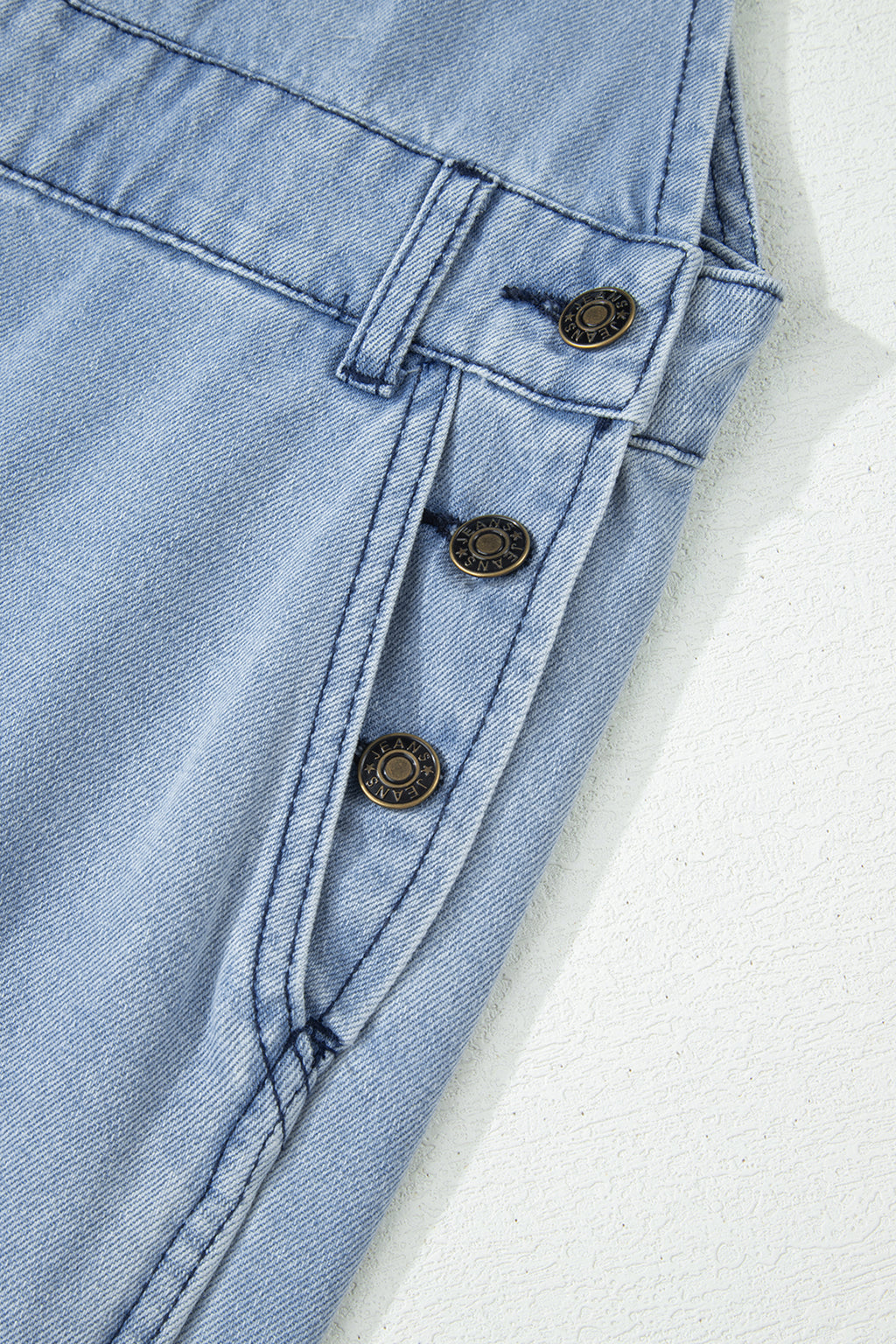 Relaxed & Distressed overalls.